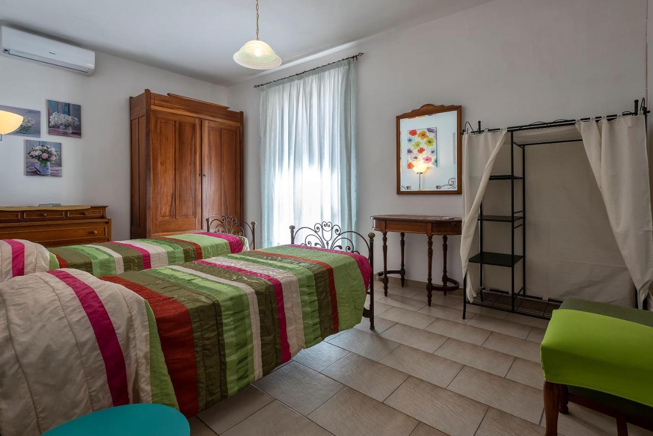 Family House 1.1 *